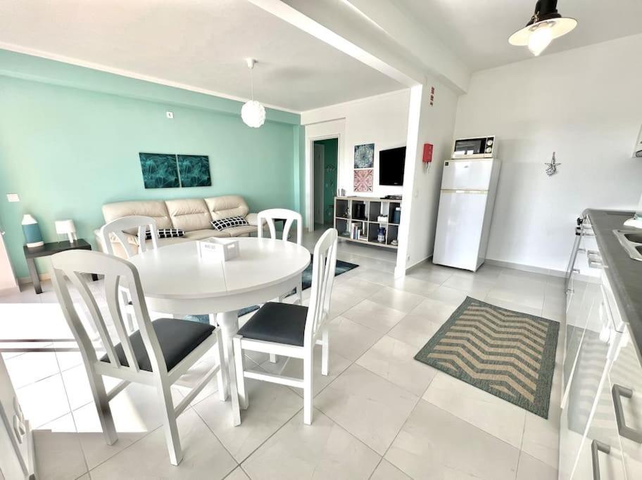Apartment T2 En Bord De Peniche